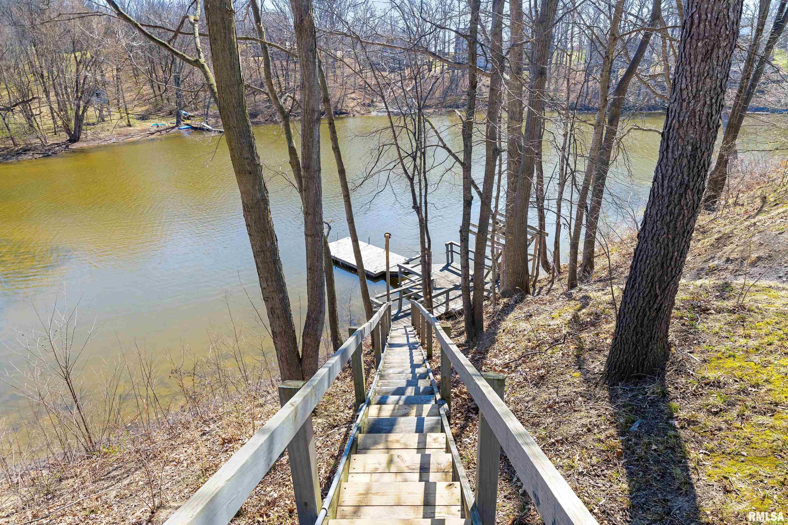 45 Roxbury Road Mackinaw, IL 61755 - Photo 8 of 40
