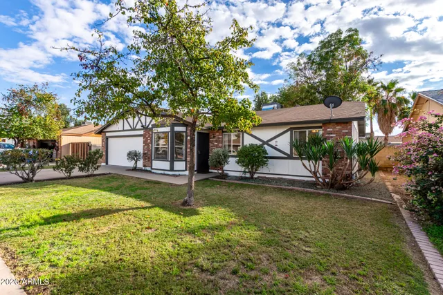 $475,000 | 301 East Desert Lane, Gilbert, AZ 85234