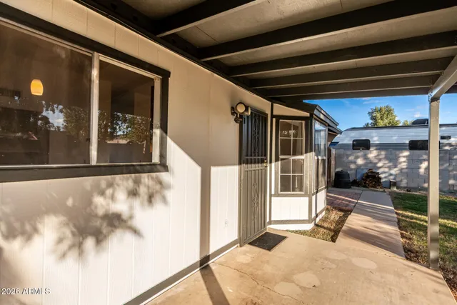 $475,000 | 301 East Desert Lane, Gilbert, AZ 85234