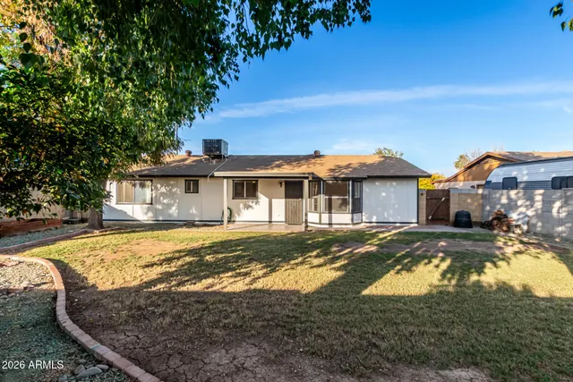 $475,000 | 301 East Desert Lane, Gilbert, AZ 85234