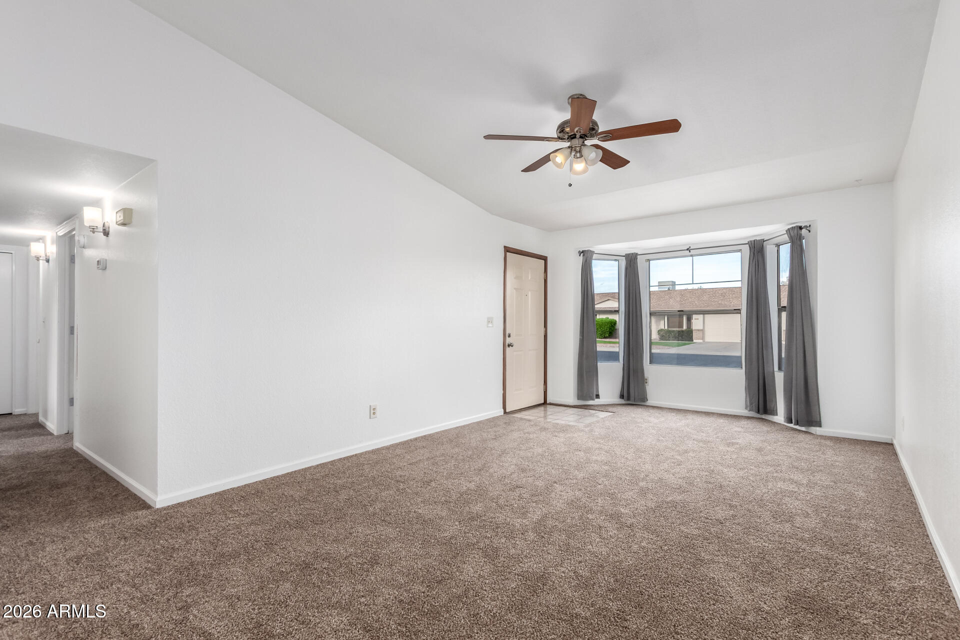 301 East Desert Lane Gilbert, AZ 85234 - Photo 6 of 34 7 - Desert