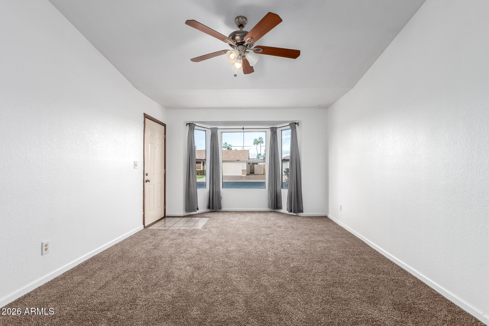 301 East Desert Lane Gilbert, AZ 85234 - Photo 7 of 34 8 - Desert