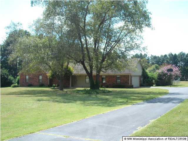8313 Malone Road Olive Branch, MS 38654 - Photo 1 of 14 Primary Photo