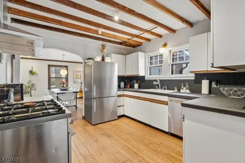 $799,000 | 9 Dogwood Road, West Orange, NJ 07052