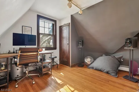 $799,000 | 9 Dogwood Road, West Orange, NJ 07052