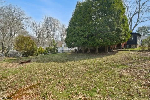 $799,000 | 9 Dogwood Road, West Orange, NJ 07052