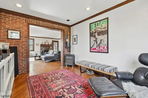 $799,000 | 9 Dogwood Road, West Orange, NJ 07052