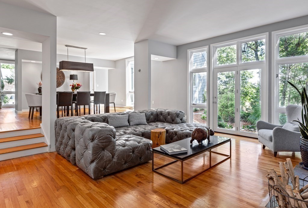 6 Davis Road Southborough, MA 01772 - Photo 11 of 38