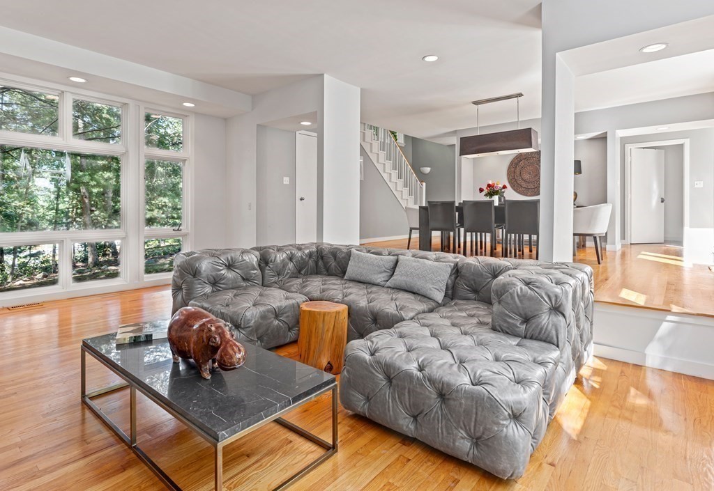 6 Davis Road Southborough, MA 01772 - Photo 12 of 38