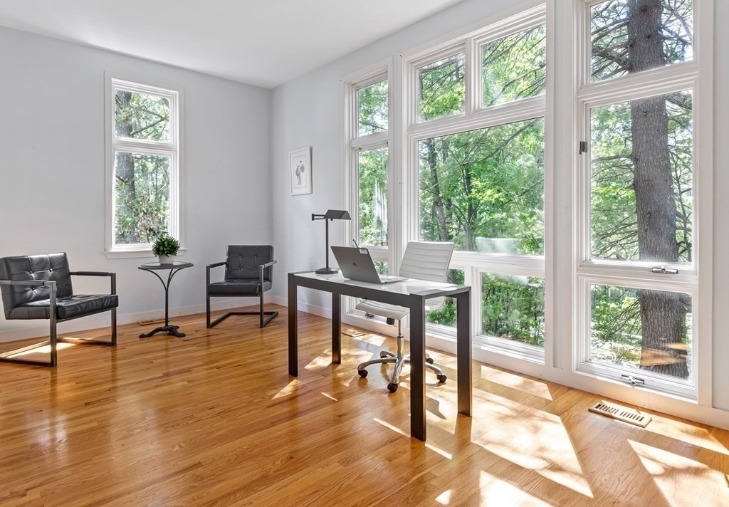 6 Davis Road Southborough, MA 01772 - Photo 14 of 38