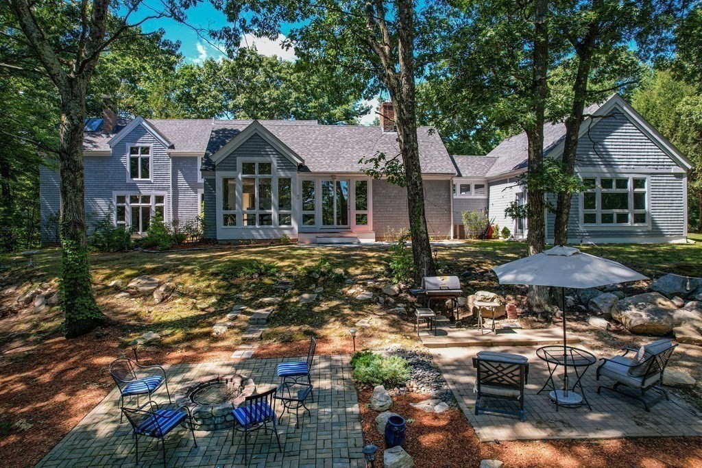 6 Davis Road Southborough, MA 01772 - Photo 2 of 38