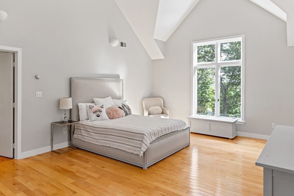 6 Davis Road Southborough, MA 01772 - Photo 29 of 38