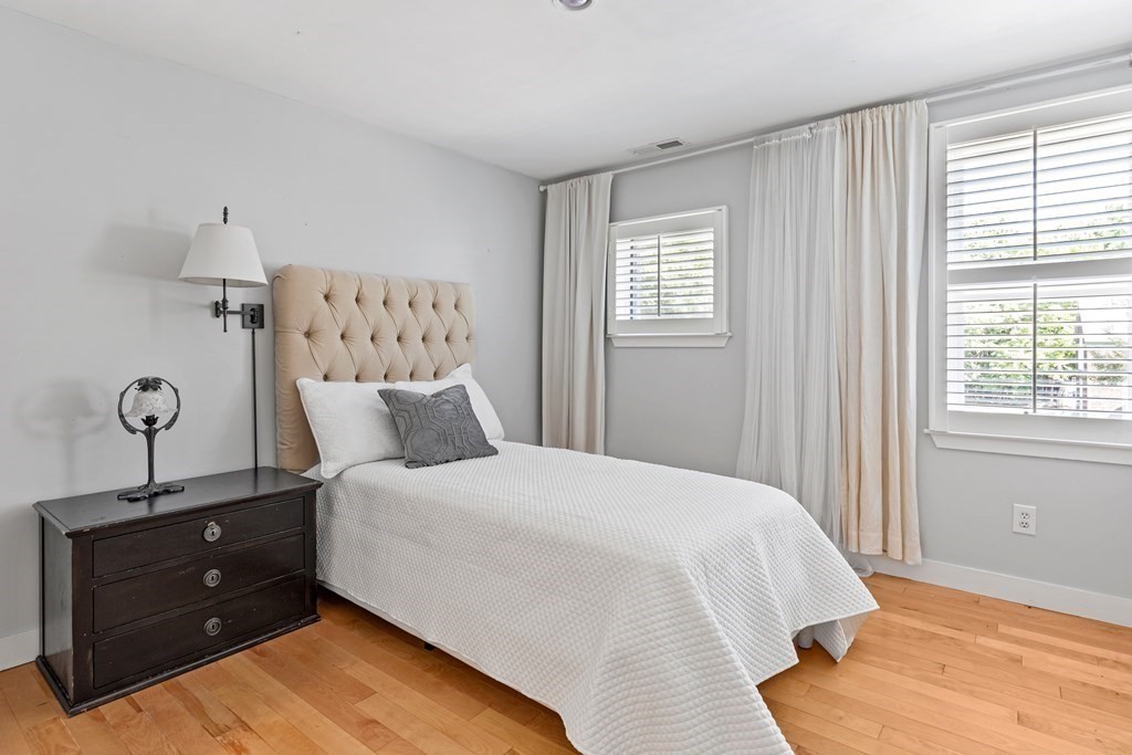 6 Davis Road Southborough, MA 01772 - Photo 35 of 38