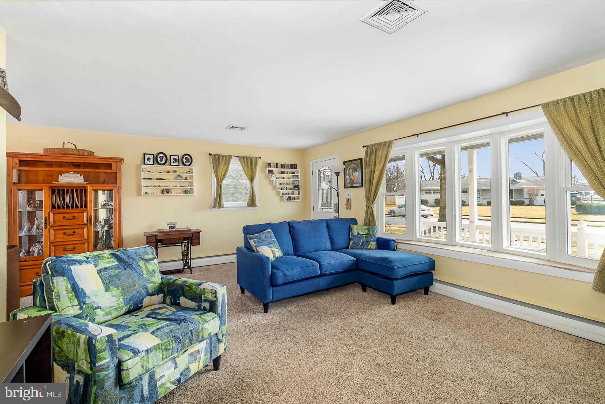4522 Coventry Road Harrisburg, PA 17109 - Photo 3 of 24 Gallery Image 3