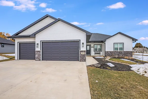 $449,900 | 900 Moonbeam Lane, Francis Creek, WI 54214