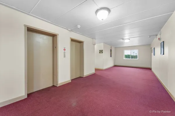 $1,800 | 300 South Roselle Road, Unit 514, Schaumburg, IL 60193