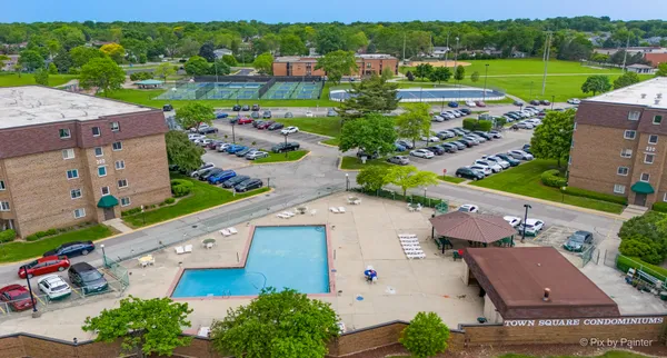 $1,800 | 300 South Roselle Road, Unit 514, Schaumburg, IL 60193