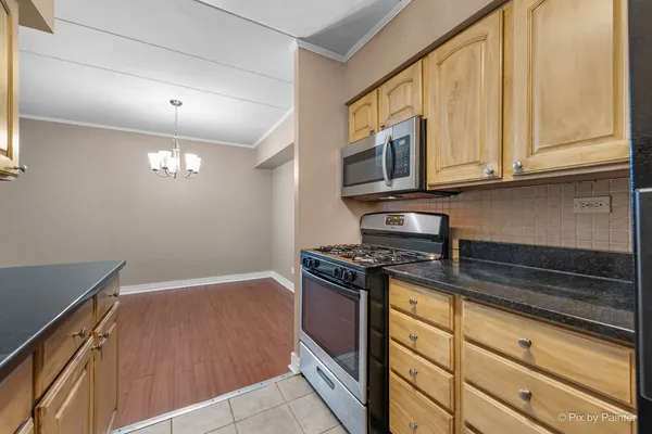 $1,800 | 300 South Roselle Road, Unit 514, Schaumburg, IL 60193