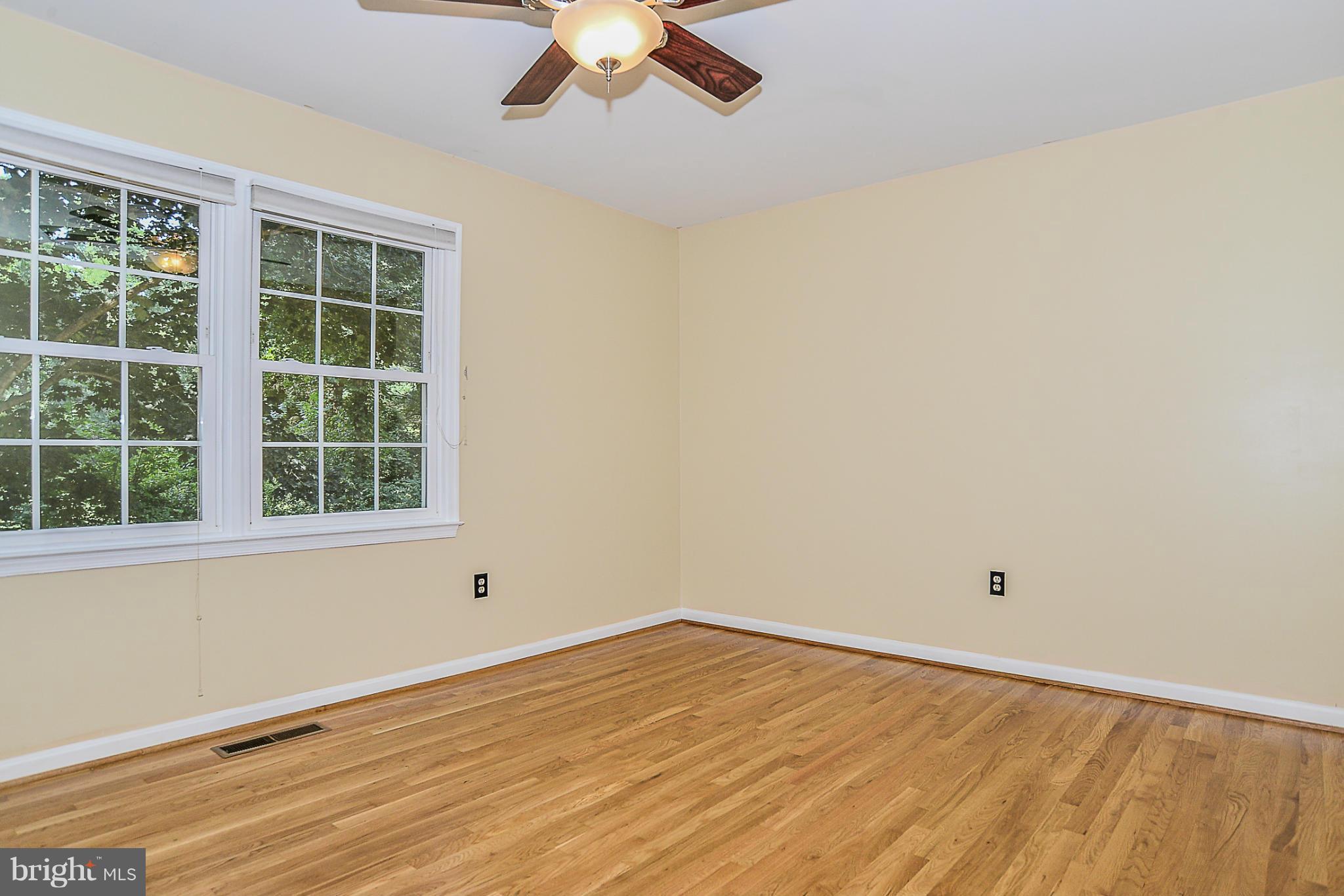 10807 Oldfield Drive Reston, VA 20191 - Photo 24 of 26 Bedroom (Master)