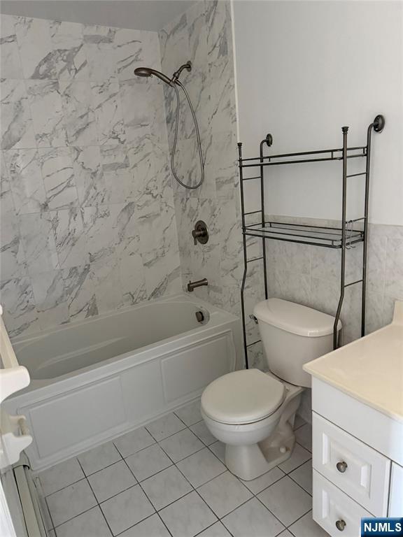 682 Probst Avenue, Unit B Fairview, NJ 07022 - Photo 11 of 12