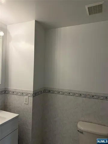 $4,300 | 682 Probst Avenue, Unit B, Fairview, NJ 07022