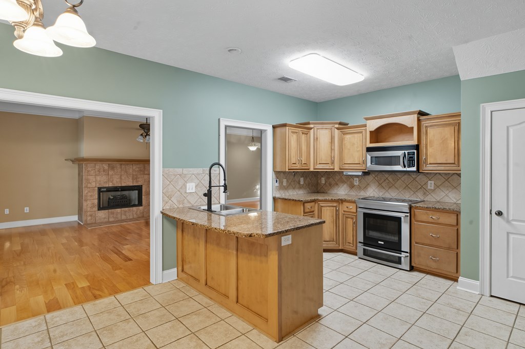 75 Lee Road Phenix City, AL 36870 - Photo 6 of 25 Gallery Image 6