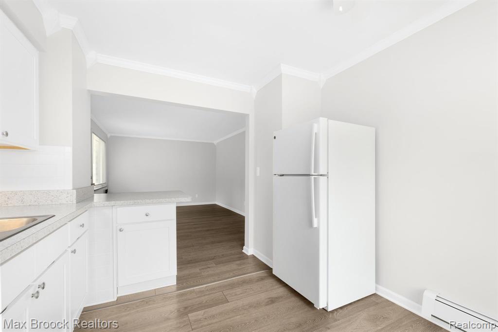 233 1st Street, Unit 5 Rochester, MI 48307 - Photo 6 of 9