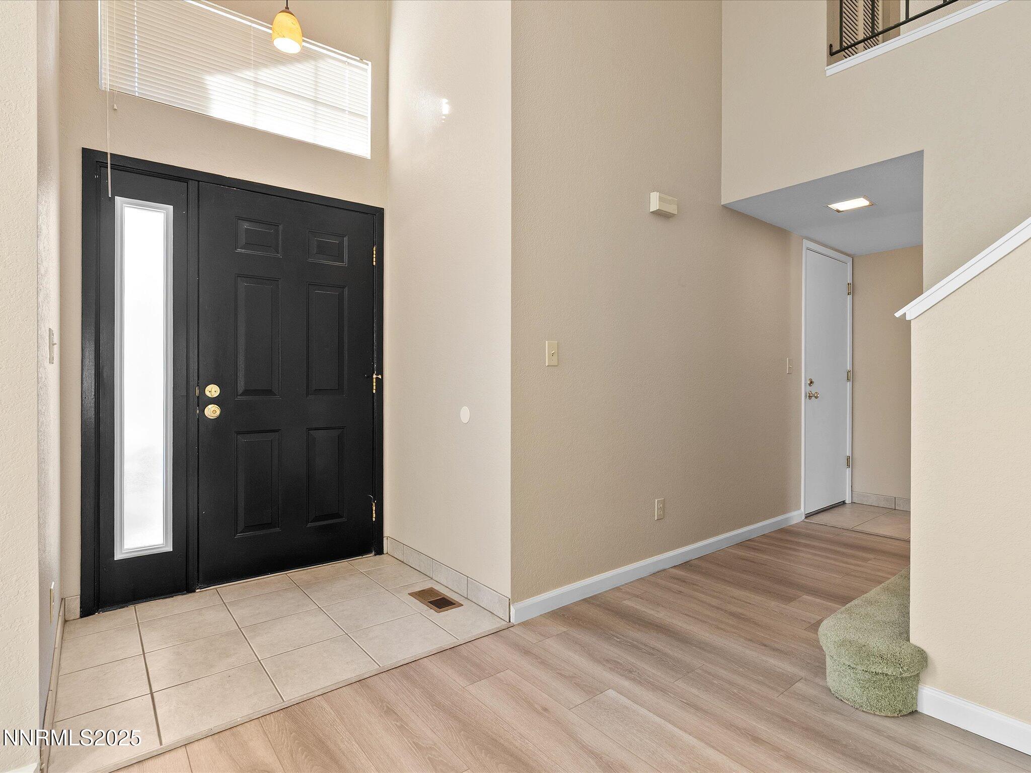 5721 Royal Vista Way Reno, NV 89523 - Photo 5 of 46 06-5721 Royal Vista Way-105