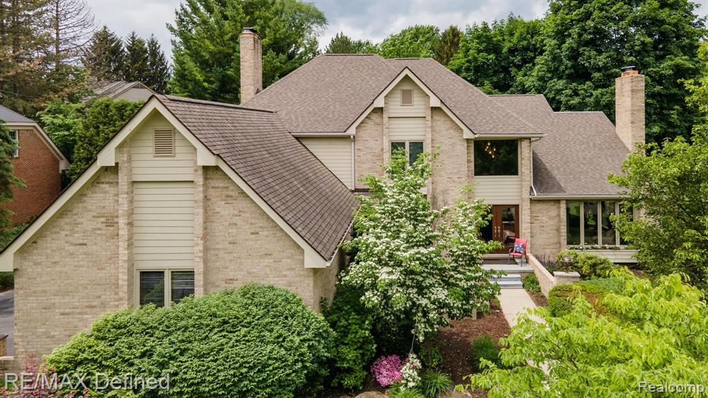 6358 Cherry Tree Court Rochester Hills, MI 48306 - Photo 3 of 47
