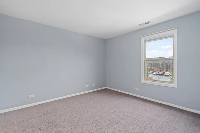 $245,000 | 1535 Raymond Drive, Unit 202, Naperville, IL 60563