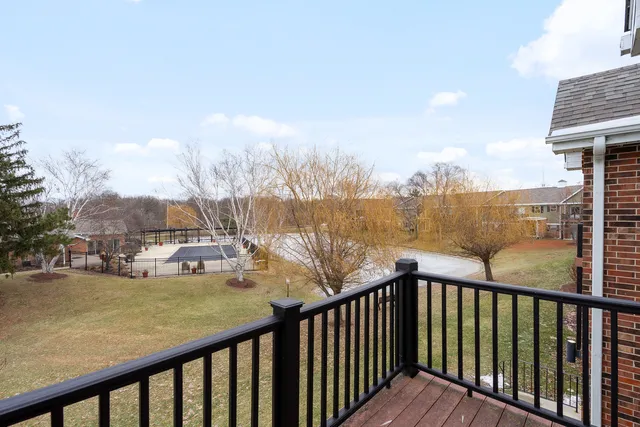 $245,000 | 1535 Raymond Drive, Unit 202, Naperville, IL 60563