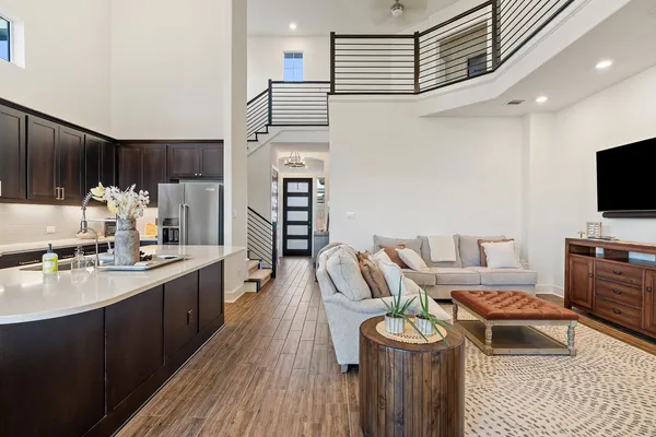 $599,000 | 427 Cartwheel Bend, Unit 92, Austin, TX 78738