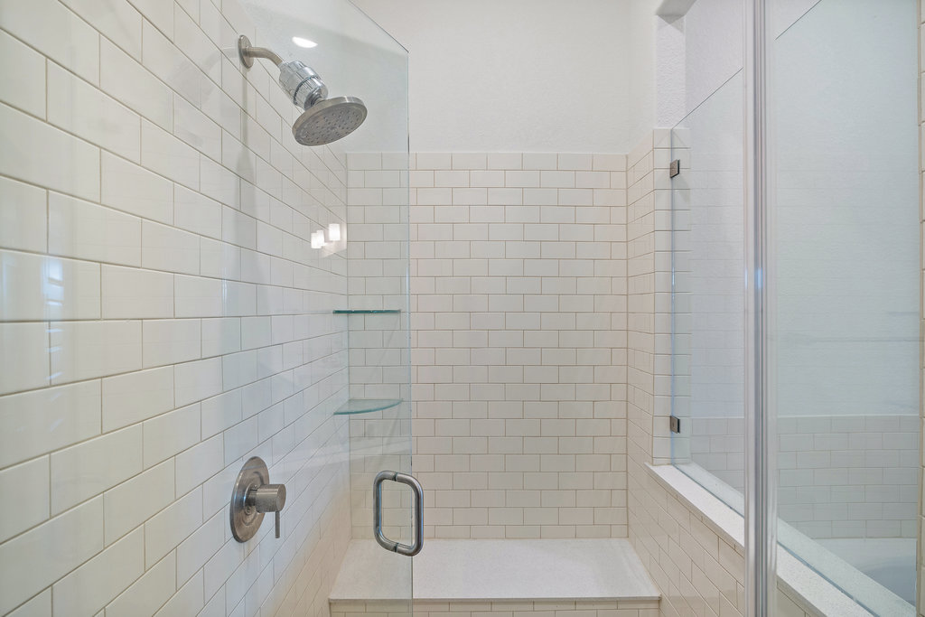 427 Cartwheel Bend, Unit 92 Austin, TX 78738 - Photo 26 of 40 a bathroom with a shower