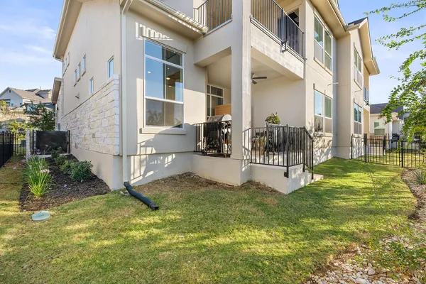 $599,000 | 427 Cartwheel Bend, Unit 92, Austin, TX 78738
