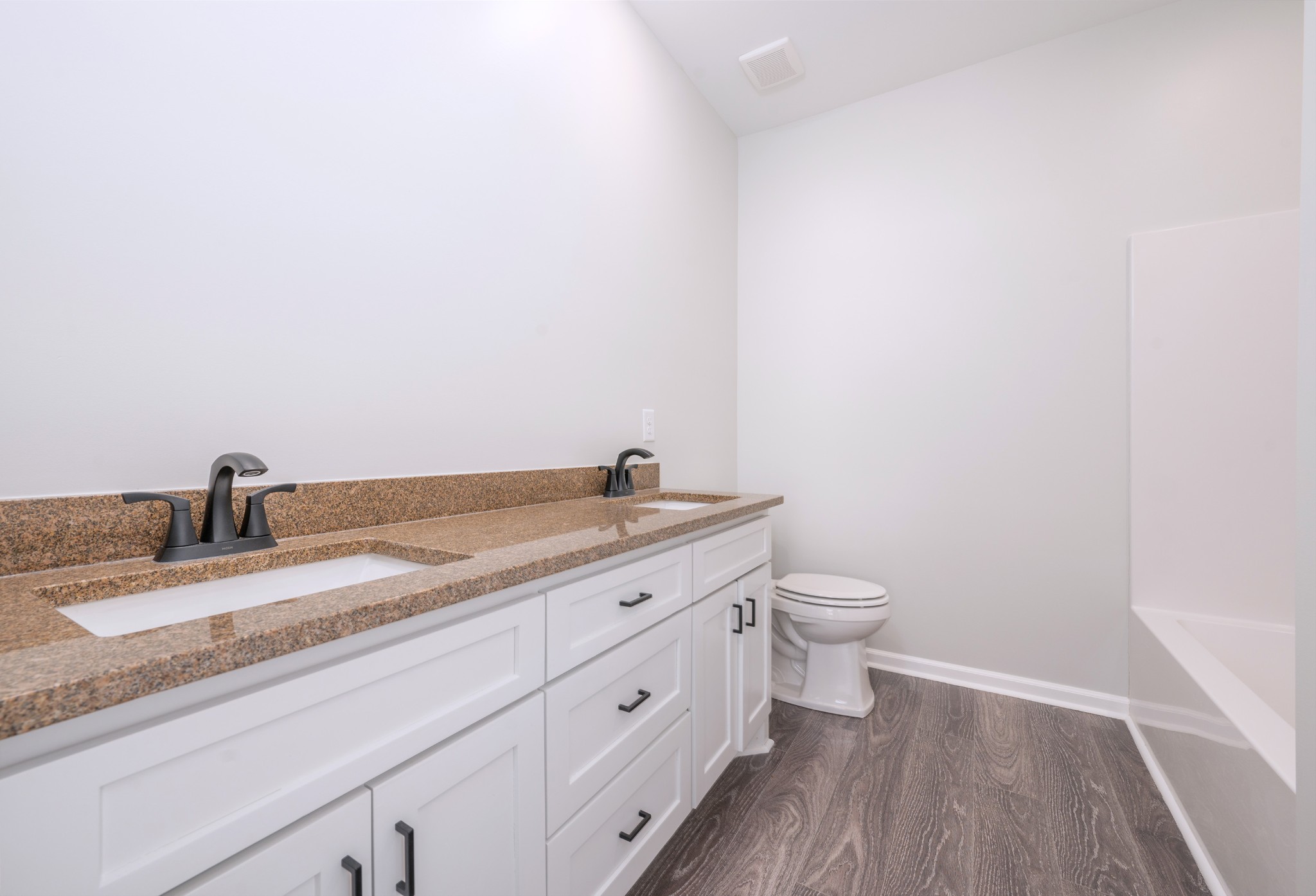 187 New Era Ridge Road Linden, TN 37096 - Photo 12 of 36 Gallery Image 12