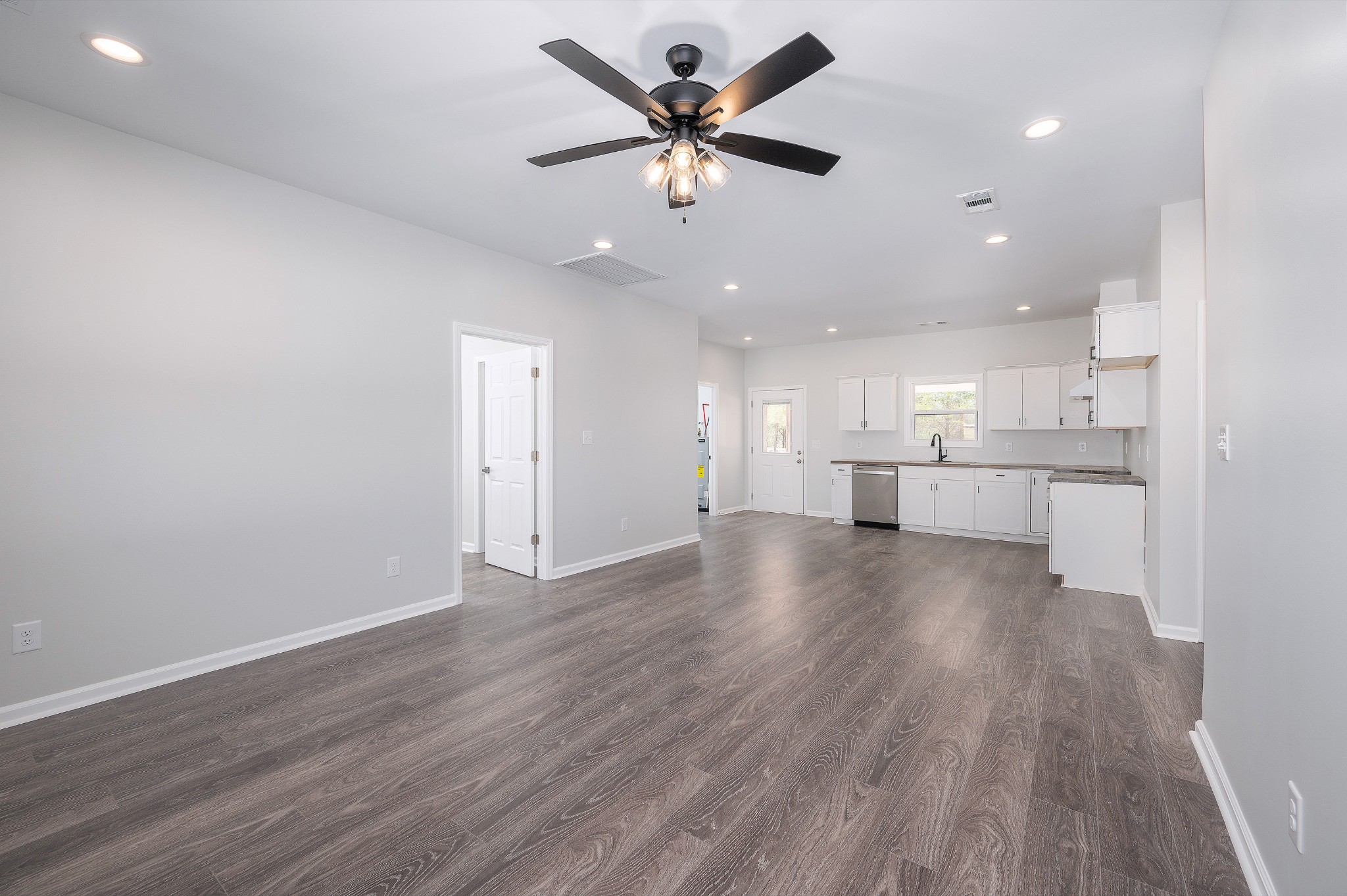 187 New Era Ridge Road Linden, TN 37096 - Photo 4 of 36 Gallery Image 4