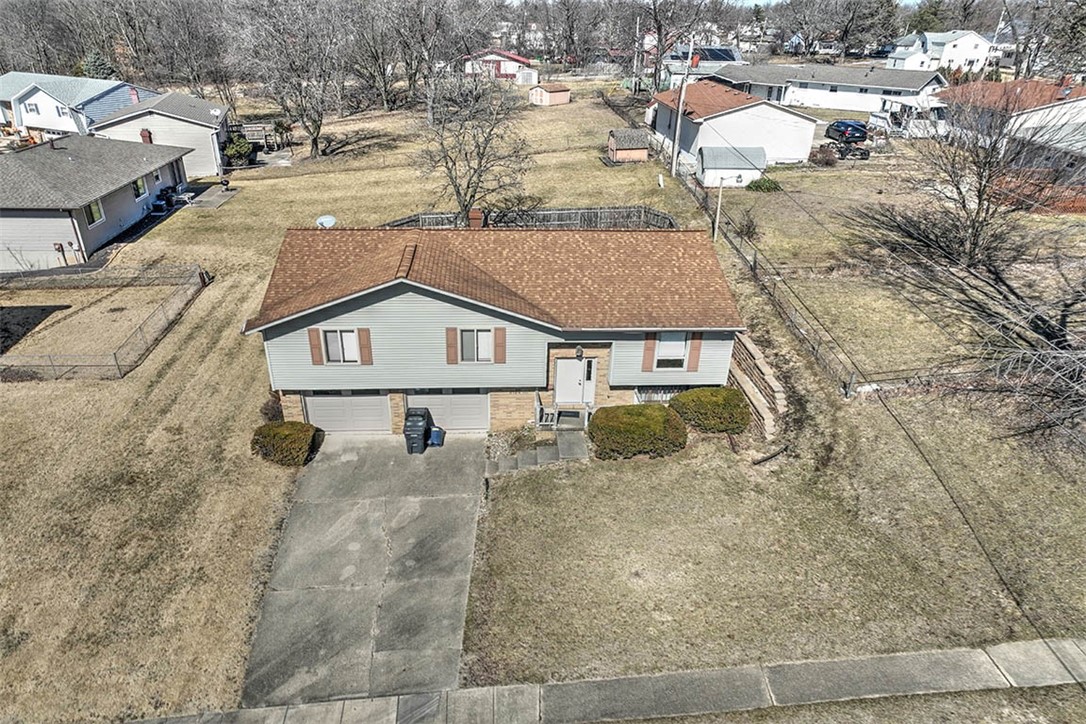 2124 West Packard Street Decatur, IL 62522 - Photo 2 of 24