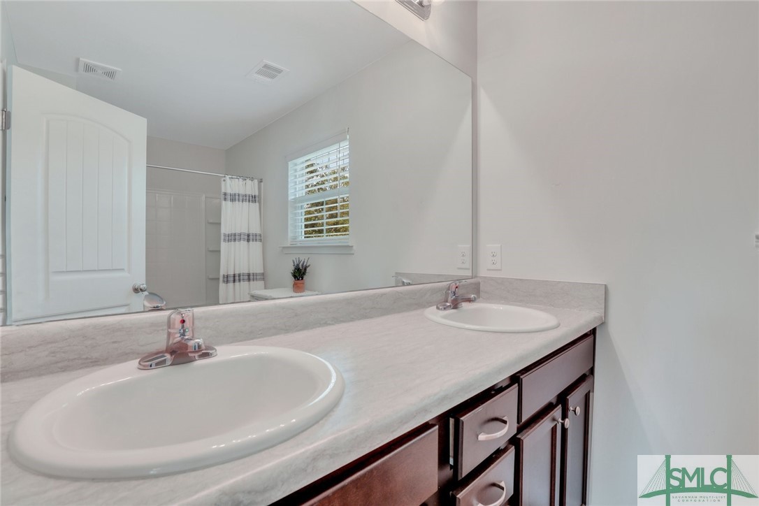 217 Crape Myrtle Court Springfield, GA 31329 - Photo 25 of 41 Master En Suite