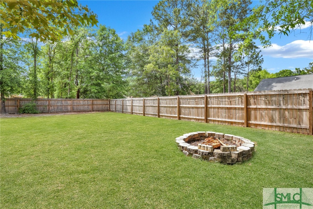 217 Crape Myrtle Court Springfield, GA 31329 - Photo 38 of 41 Privacy Fence