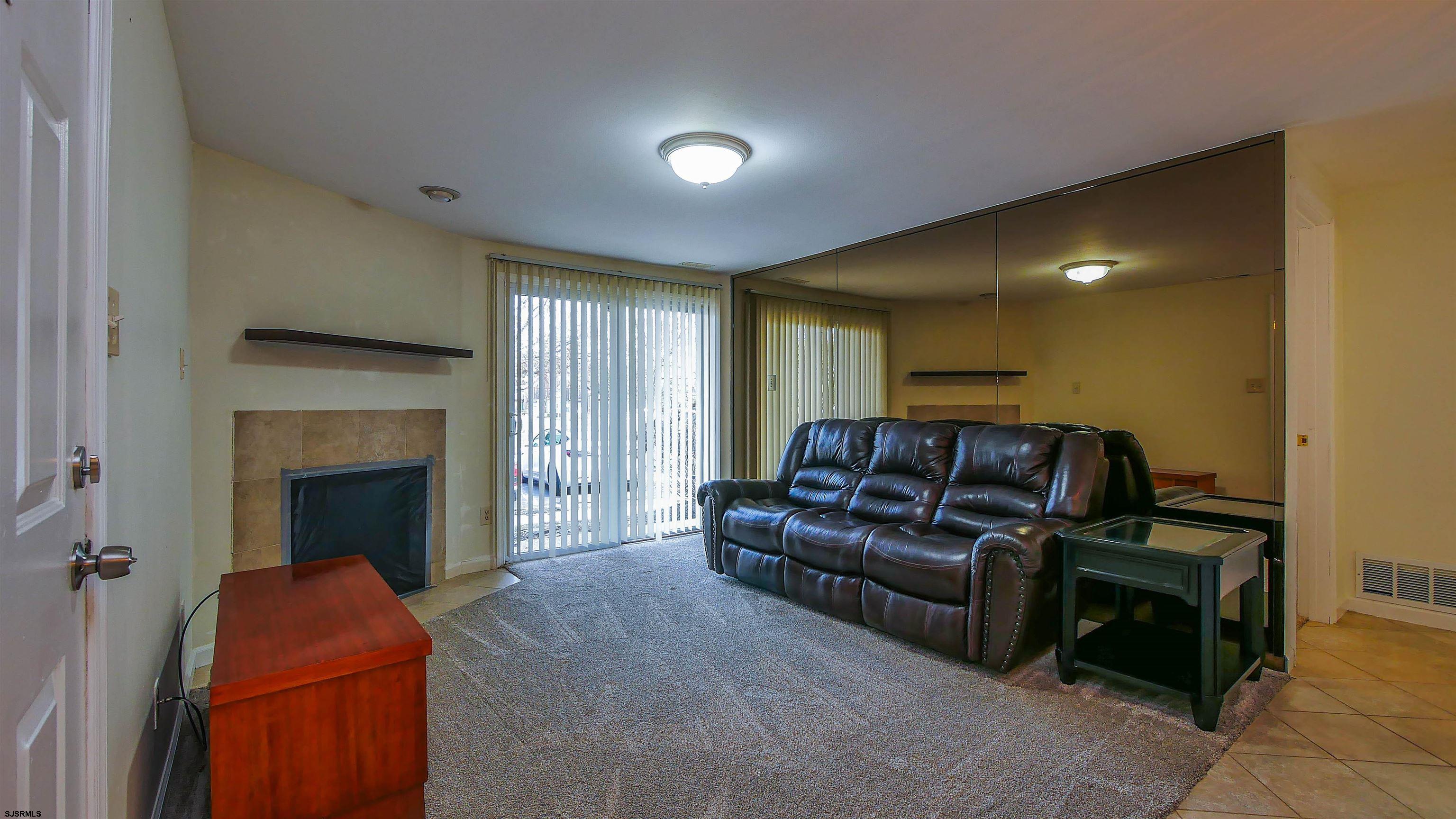 166 Meadow Ridge Road, Unit 166 Smithville, NJ 08205 - Photo 5 of 25 Gallery Image 5