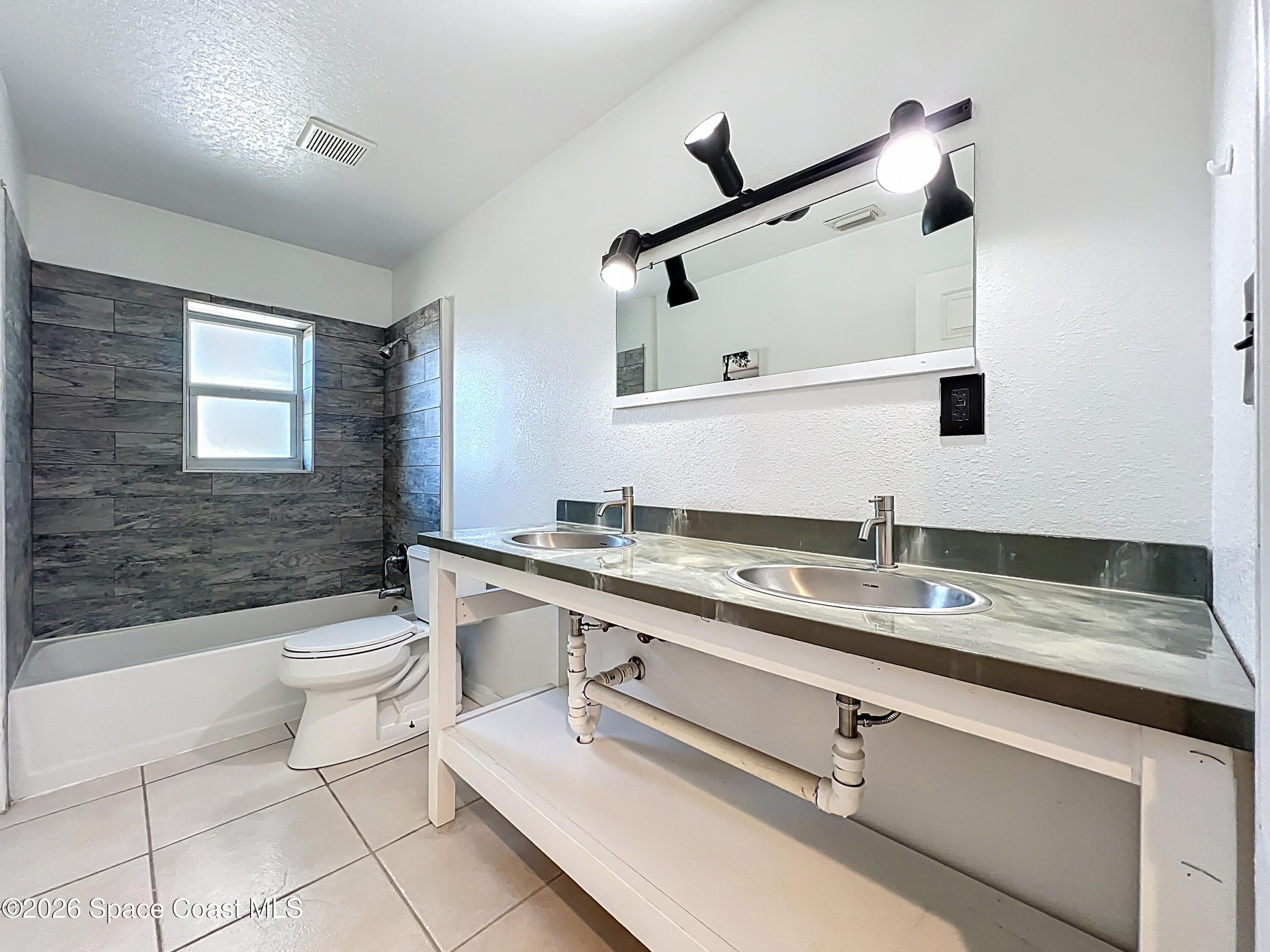 2940 Flounder Creek Road Mims, FL 32754 - Photo 35 of 74 2940 Flounder Creek Road-38