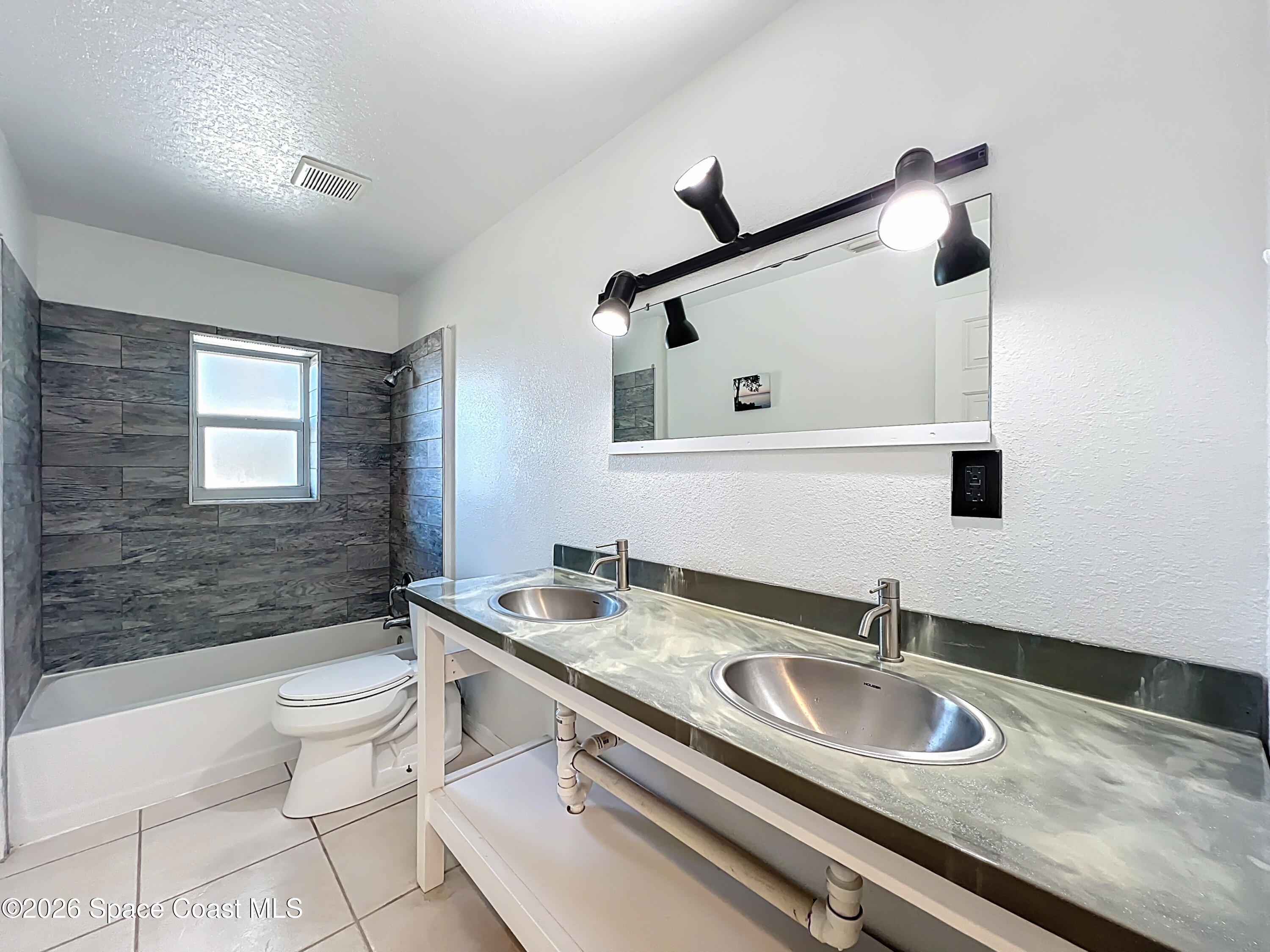 2940 Flounder Creek Road Mims, FL 32754 - Photo 36 of 74 2940 Flounder Creek Road-39