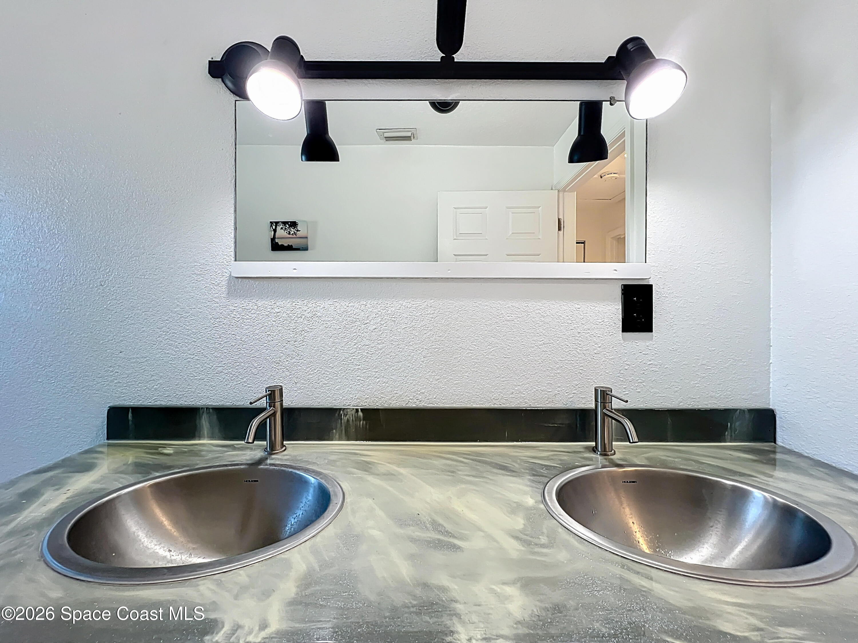 2940 Flounder Creek Road Mims, FL 32754 - Photo 37 of 74 2940 Flounder Creek Road-40