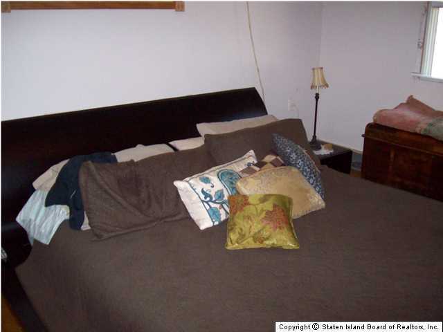 293 St Andrews Road Staten Island, NY 10306 - Photo 6 of 15 Additional Photo