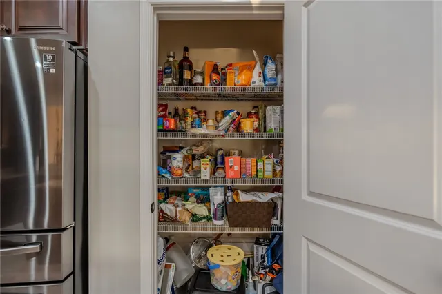 $420,000 | 9 Chapel Hill Lane, Simpsonville, SC 29681