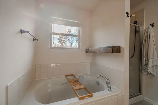 $420,000 | 9 Chapel Hill Lane, Simpsonville, SC 29681