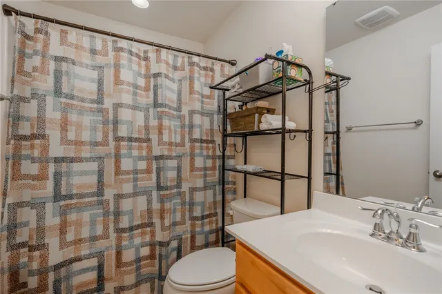 $420,000 | 9 Chapel Hill Lane, Simpsonville, SC 29681