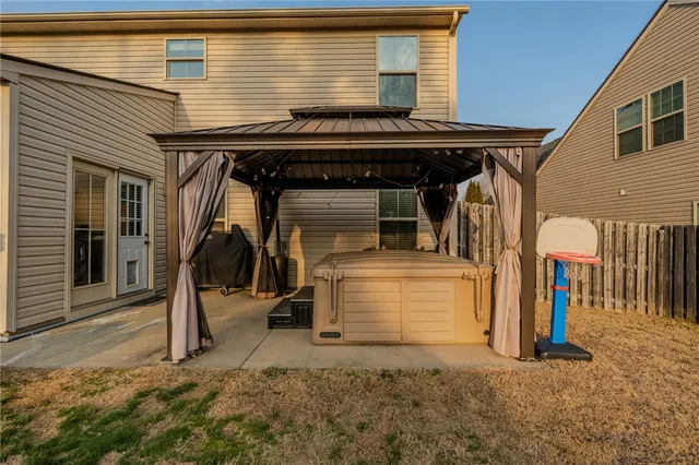 $420,000 | 9 Chapel Hill Lane, Simpsonville, SC 29681