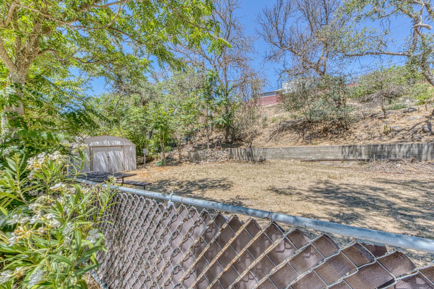 45470 Carmel Valley Road Greenfield, CA 93927 - Photo 15 of 33