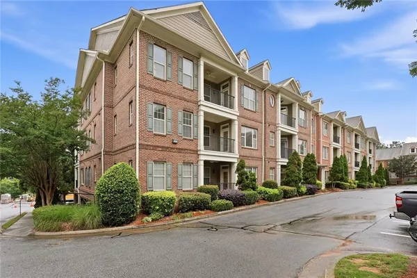 $345,000 | 7265 Glisten Avenue Northeast, Unit 120, Atlanta, GA 30328